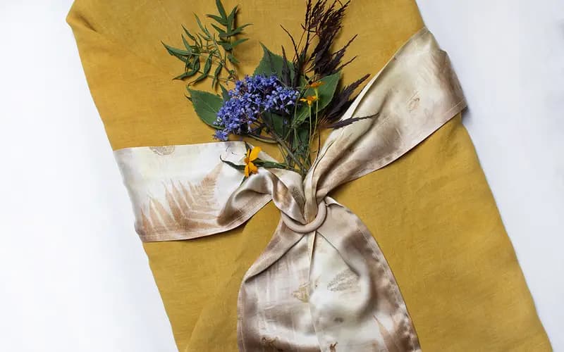Linen funeral shroud